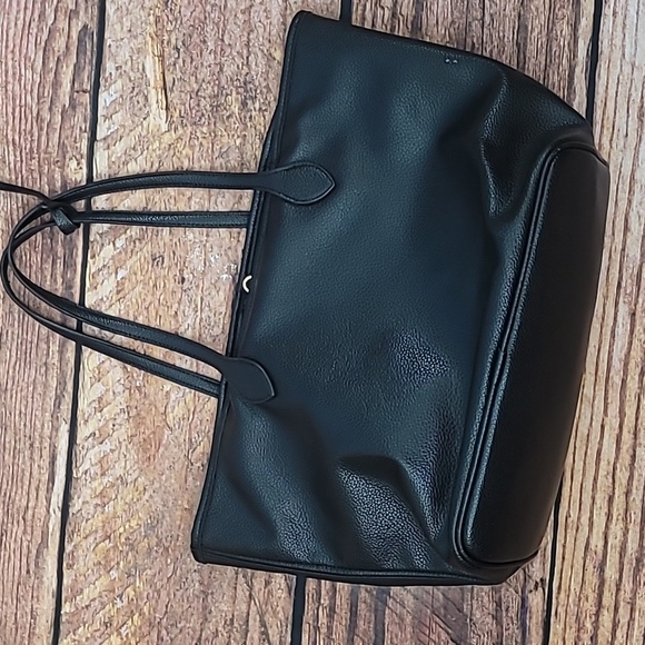 Steve Madden Tote Bag - Picture 9 of 15